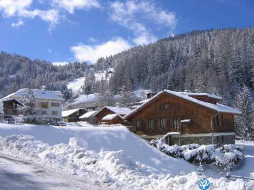 Photo n°9 de :Location Chalet indpendant 15 pers. Pistes  150m. 